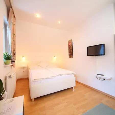 And Jozica Apartment *